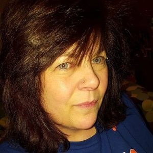 Meet your Posher, Debbie